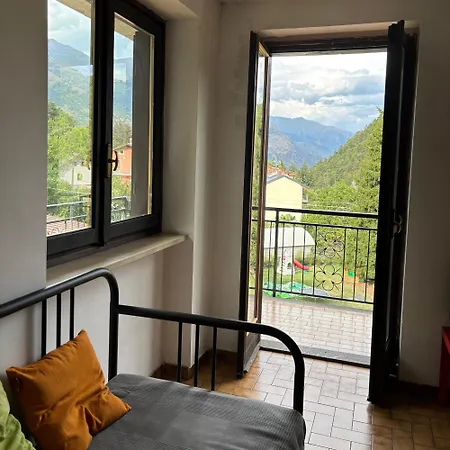 Casa Con Vista A Gravere